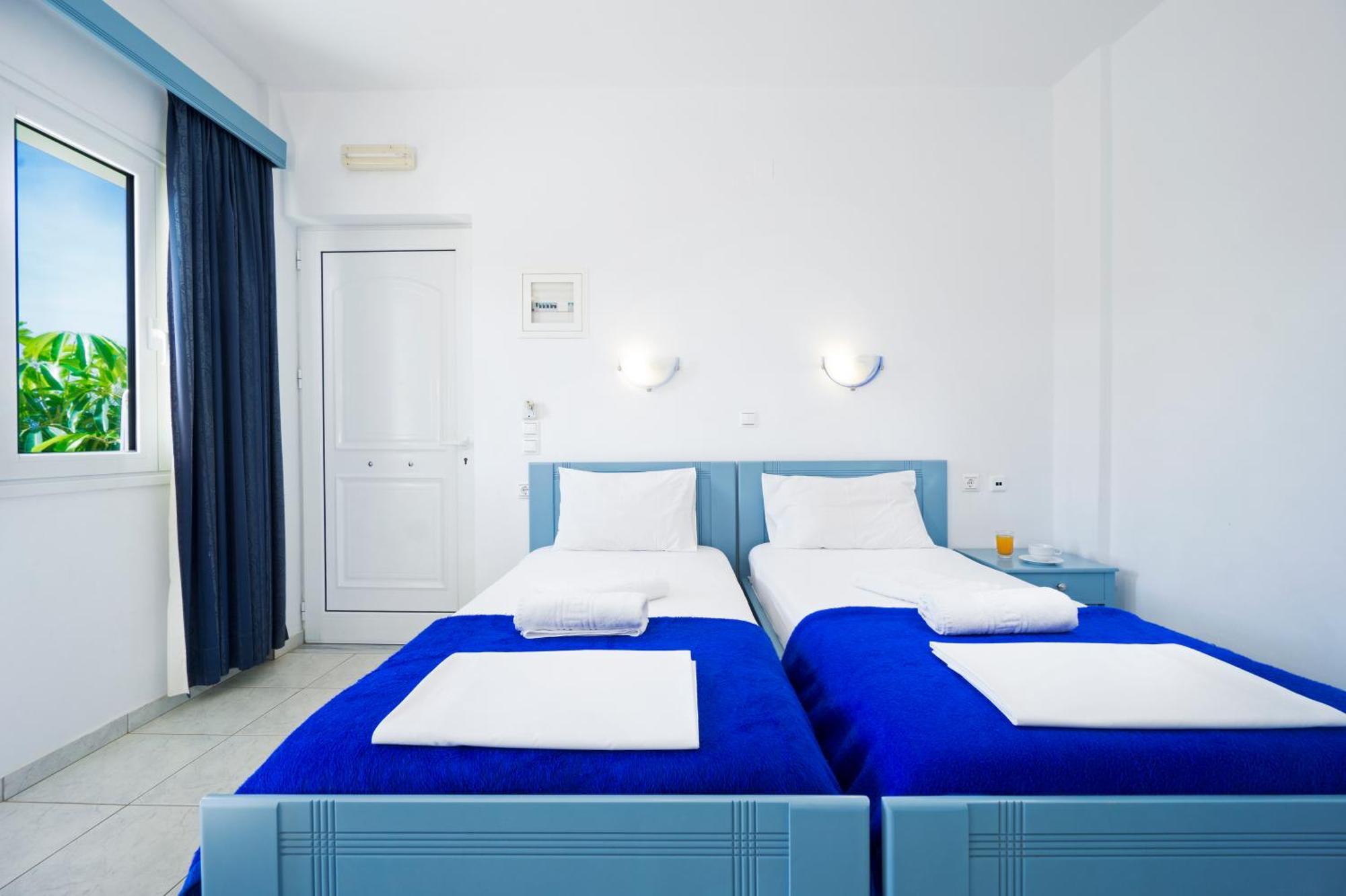 Georgina Aparthotel Agia Marina Exterior foto