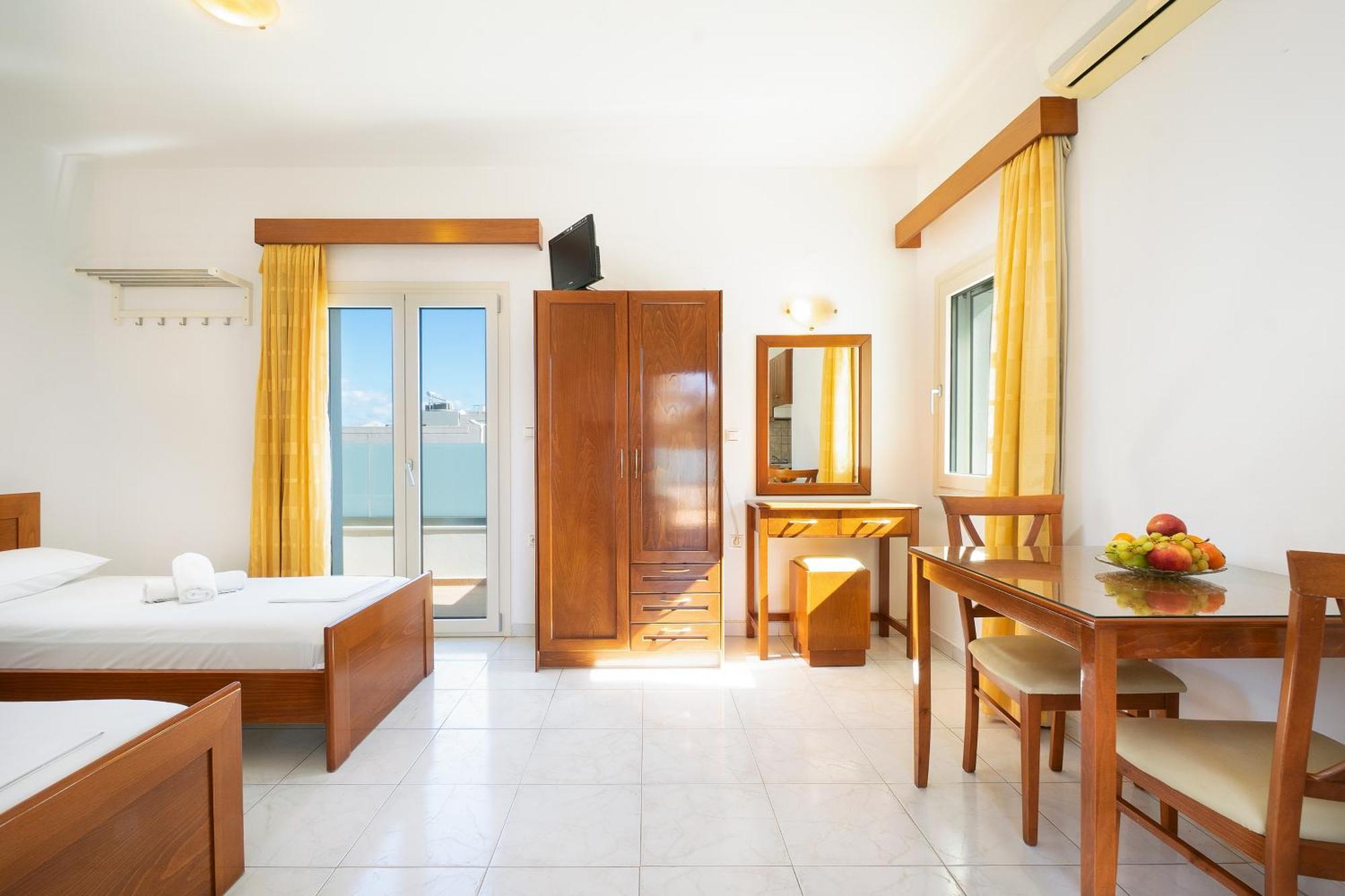 Georgina Aparthotel Agia Marina Exterior foto