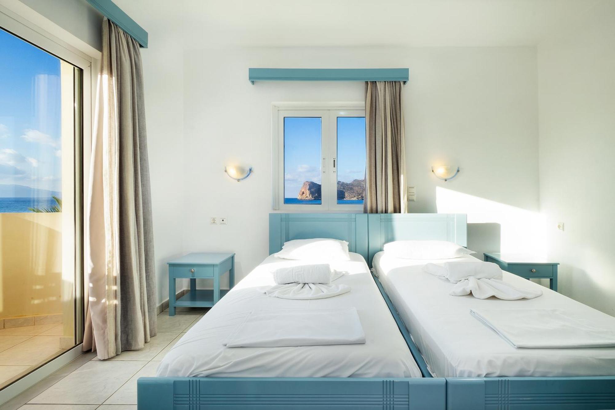 Georgina Aparthotel Agia Marina Exterior foto
